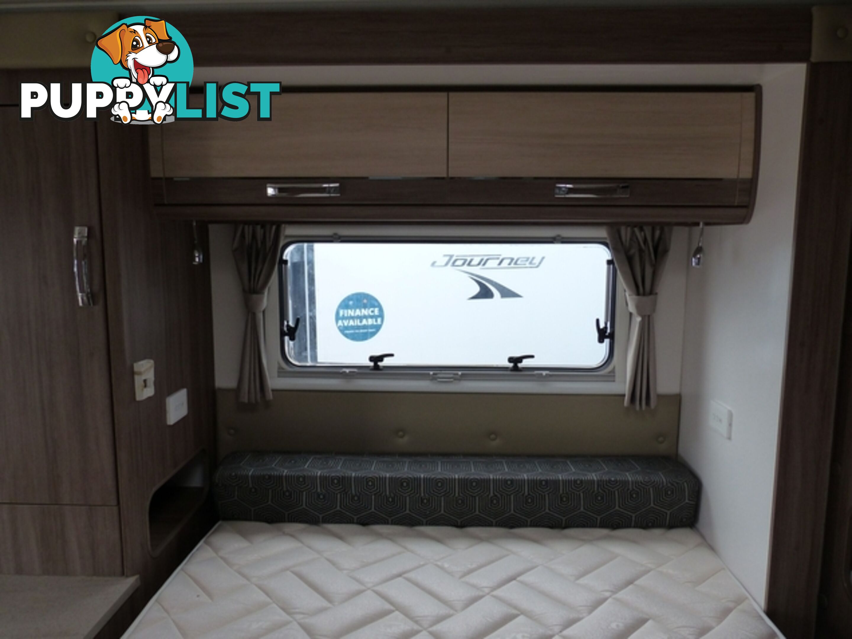 2015  JAYCO SILVERLINE  21.65-4 CARAVAN