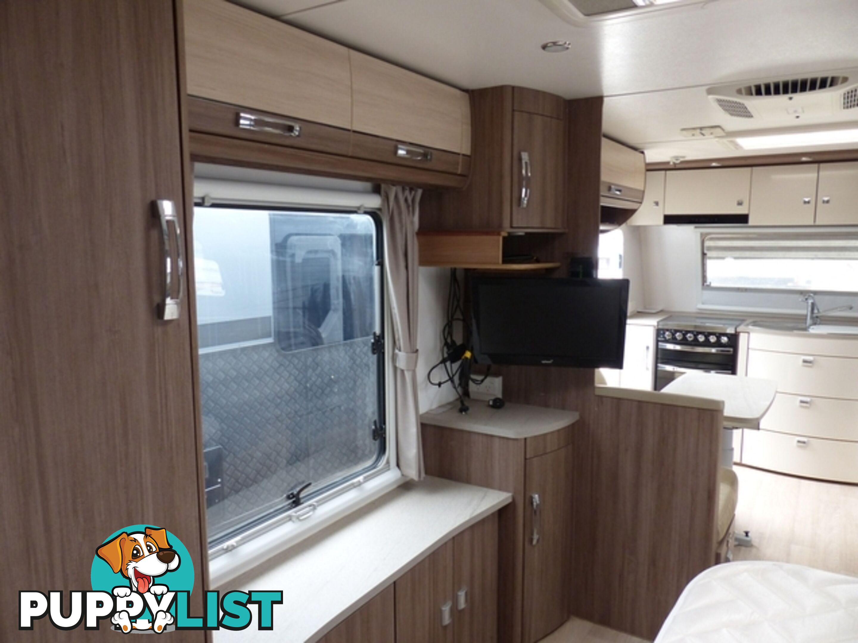 2015  JAYCO SILVERLINE  21.65-4 CARAVAN