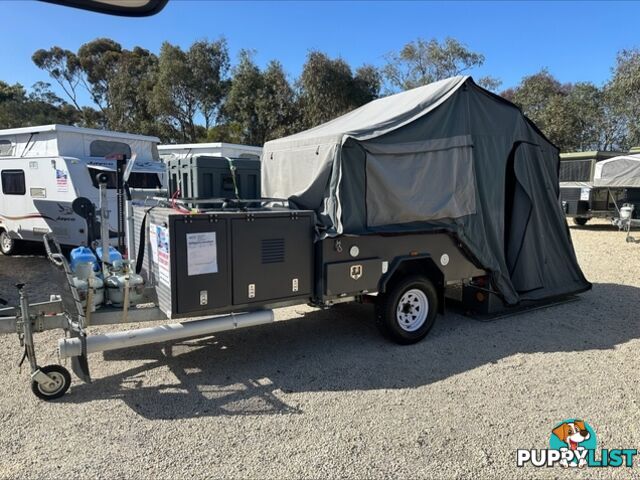 2014  EZYTRAIL EDEN  HARD FLOOR CAMPER TRAILER