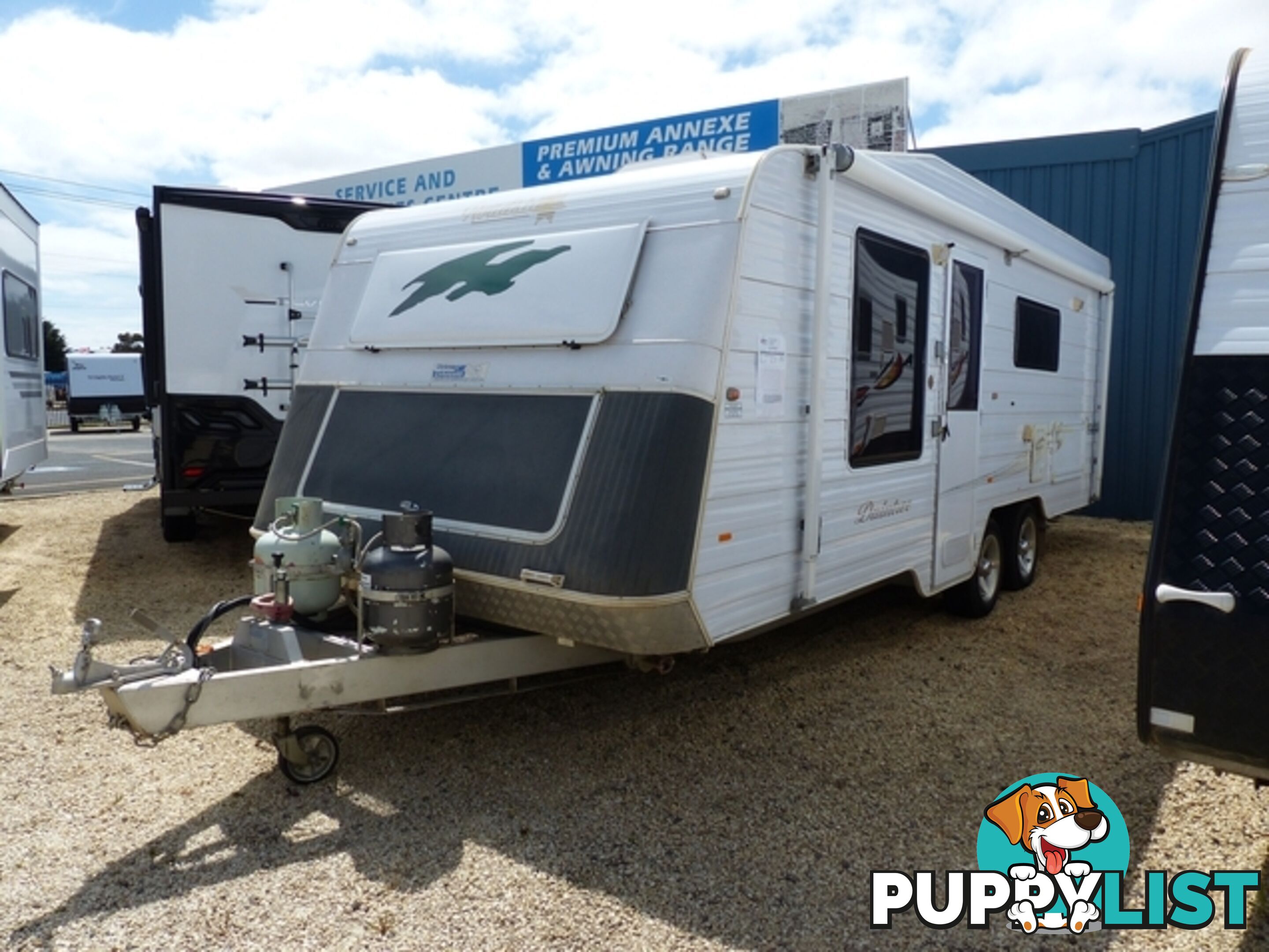 2010  ROADSTAR DAINTREE   CARAVAN