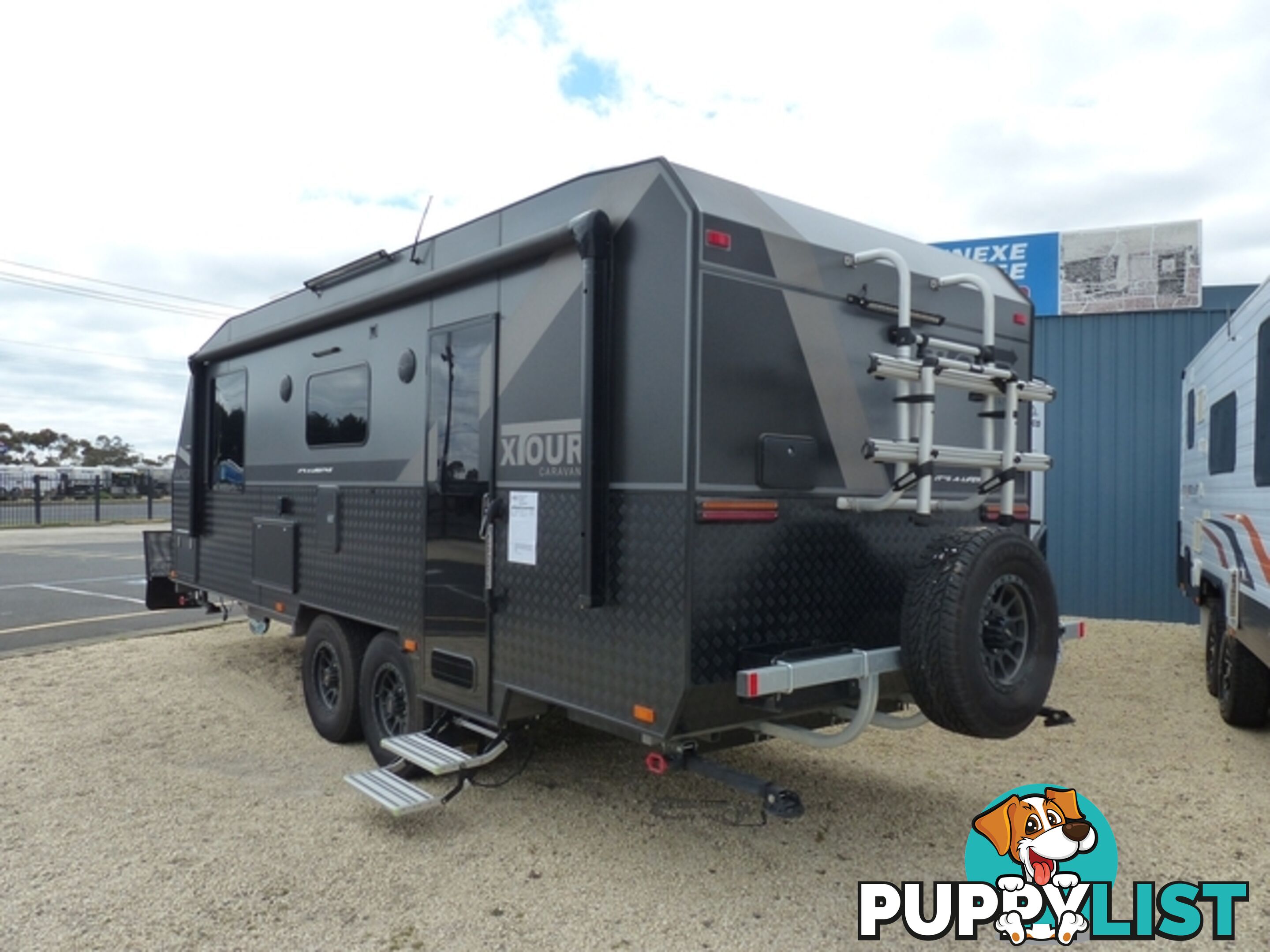 2023  XTOUR APEX  * 21' CLUB CARAVAN