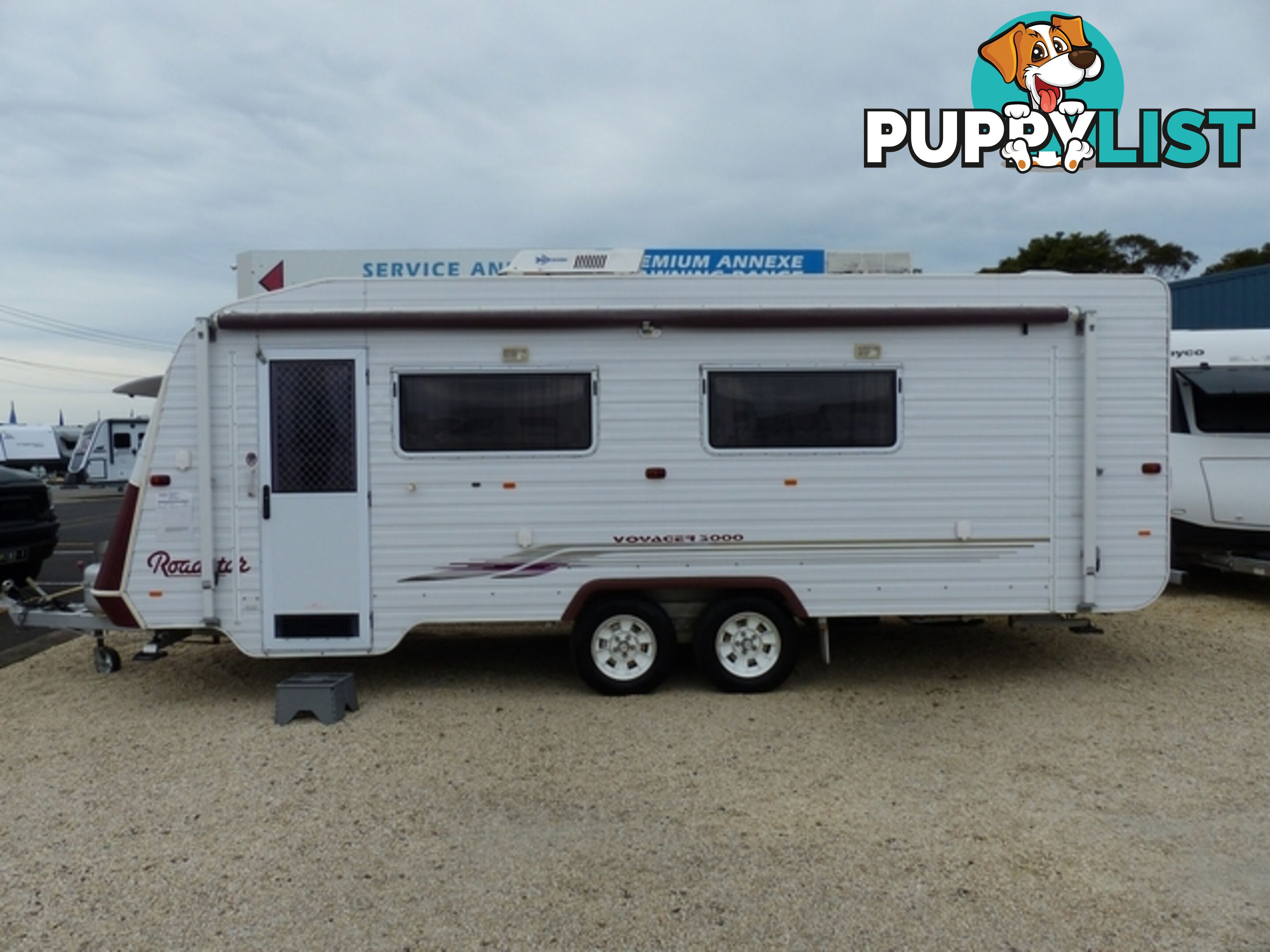 2003  ROADSTAR VOYAGER 3000   CARAVAN