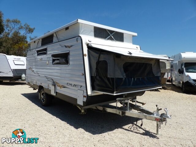 2010  PARAMOUNT DUET  16' EXPAND POP TOP