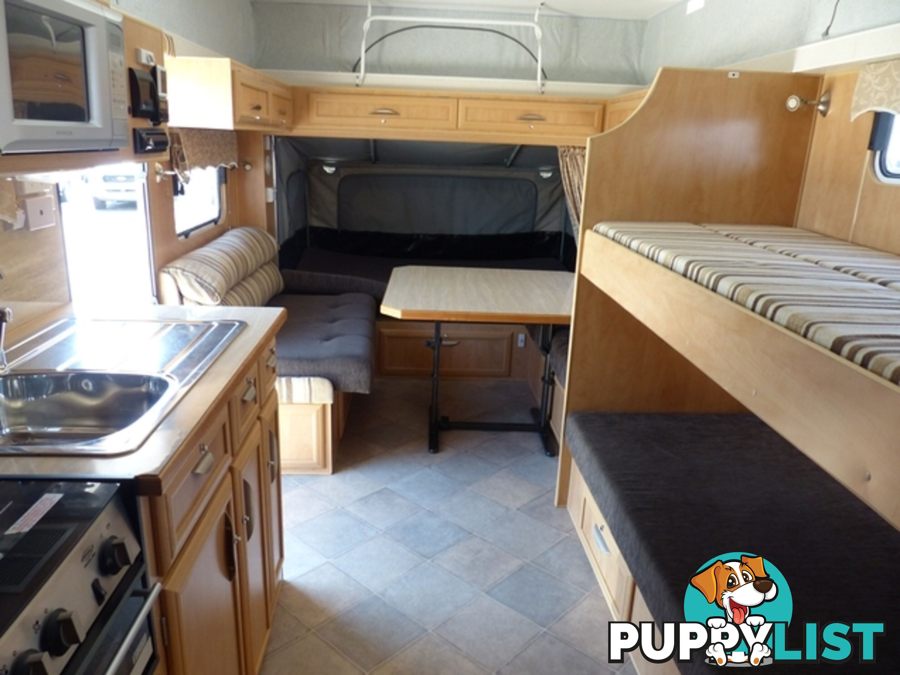 2010  PARAMOUNT DUET  16' EXPAND POP TOP