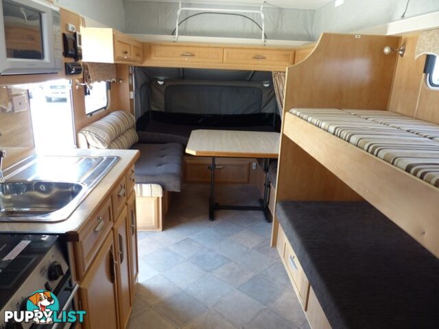 2010  PARAMOUNT DUET  16' EXPAND POP TOP