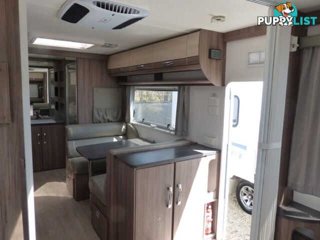 2014  JAYCO SILVERLINE  21.65-1 CARAVAN