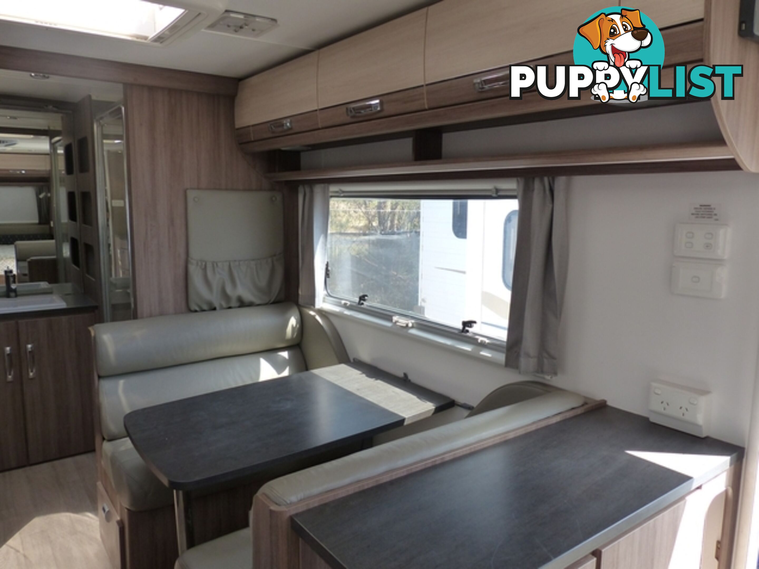 2014  JAYCO SILVERLINE  21.65-1 CARAVAN