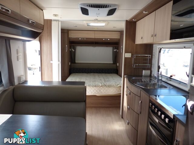 2014  JAYCO SILVERLINE  21.65-1 CARAVAN