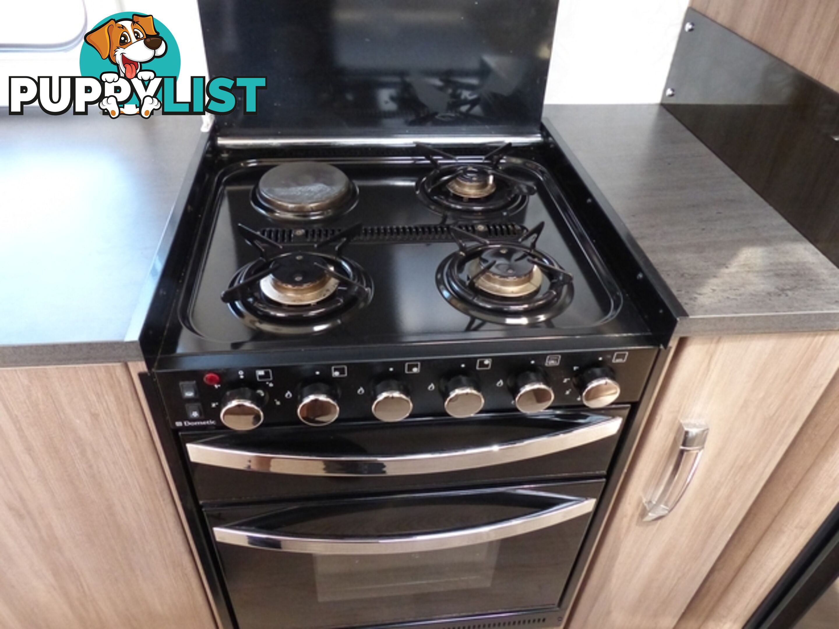 2014  JAYCO SILVERLINE  21.65-1 CARAVAN