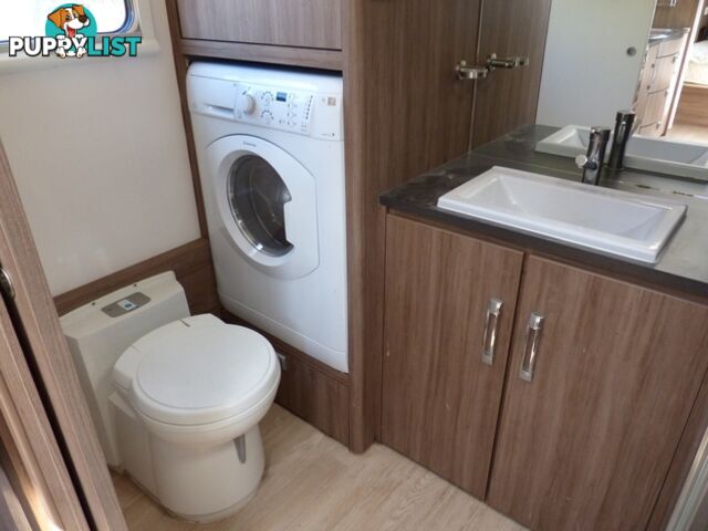 2014  JAYCO SILVERLINE  21.65-1 CARAVAN