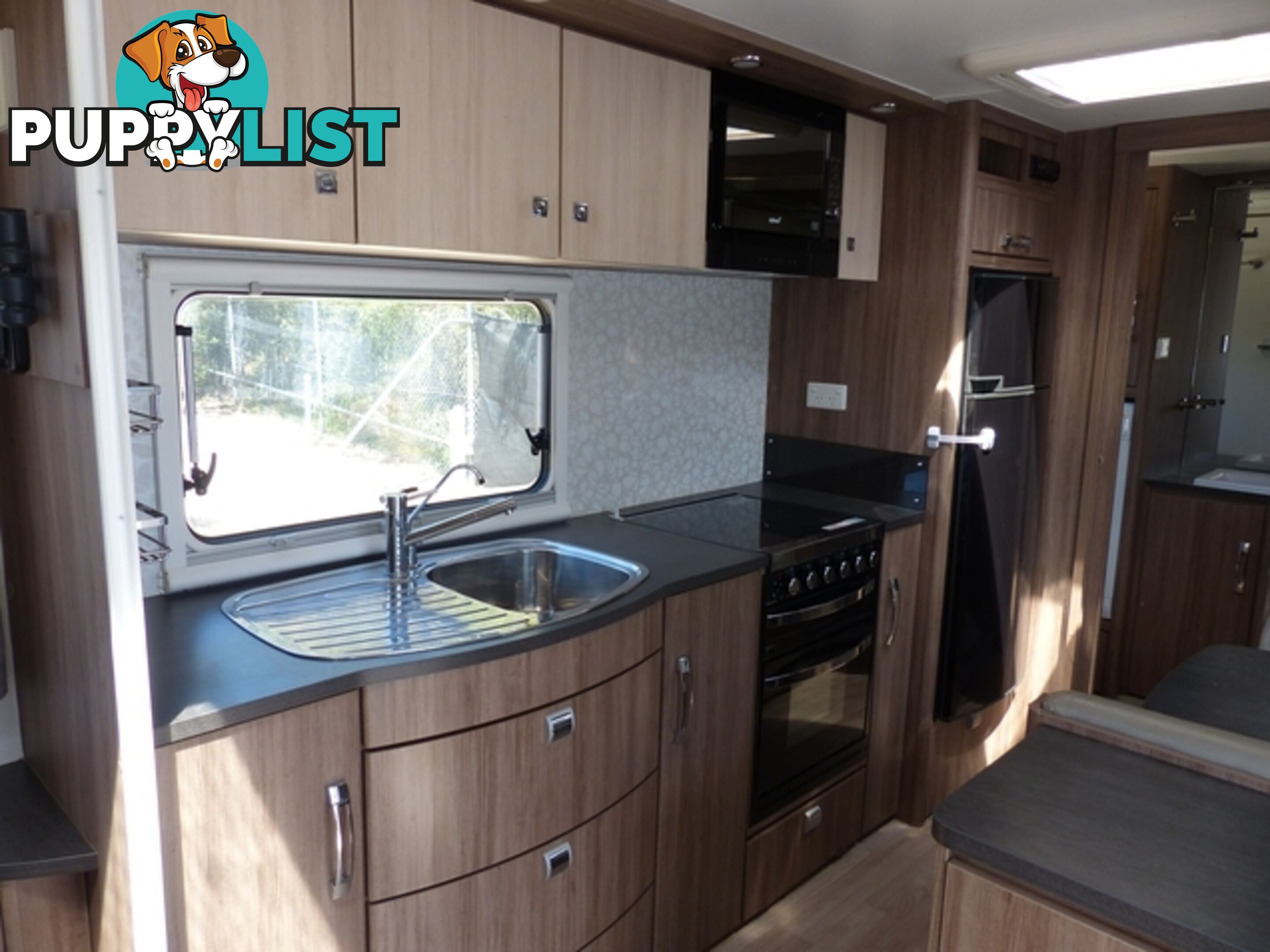 2014  JAYCO SILVERLINE  21.65-1 CARAVAN
