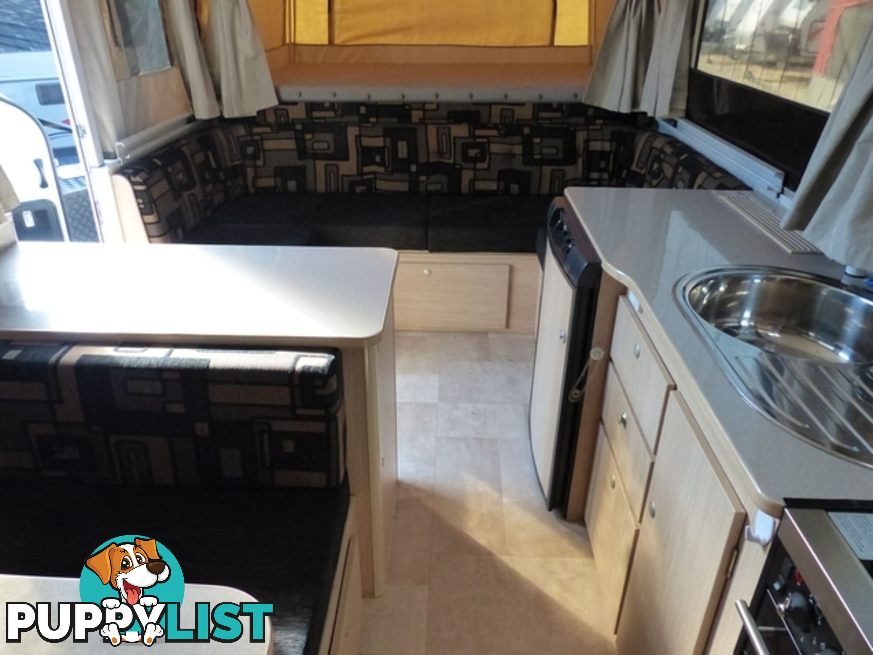 2011  JAYCO SWAN OUTBACK  OUTBACK CAMPER TRAILER