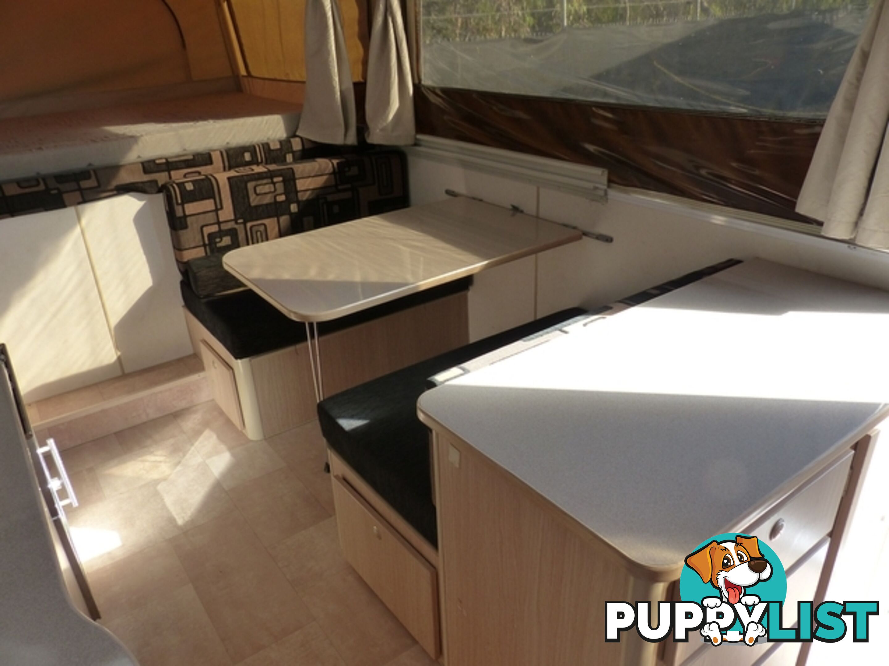 2011  JAYCO SWAN OUTBACK  OUTBACK CAMPER TRAILER