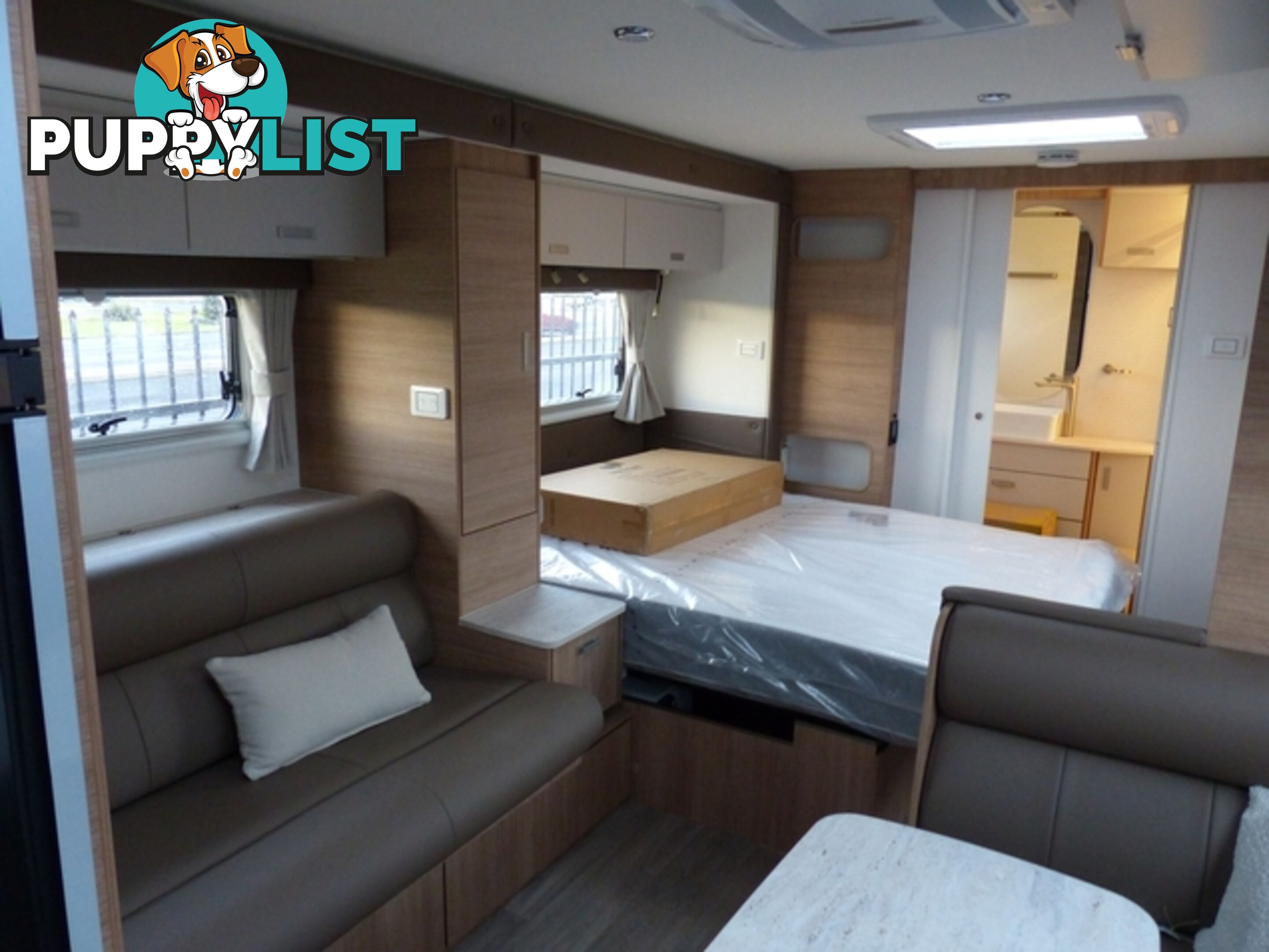 2025  JAYCO SILVERLINE  21.65-4.OB.SL-MY25 CARAVAN