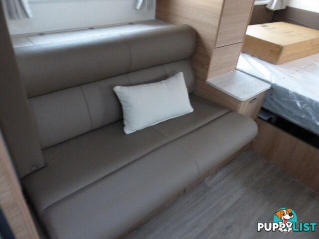 2025  JAYCO SILVERLINE  21.65-4.OB.SL-MY25 CARAVAN