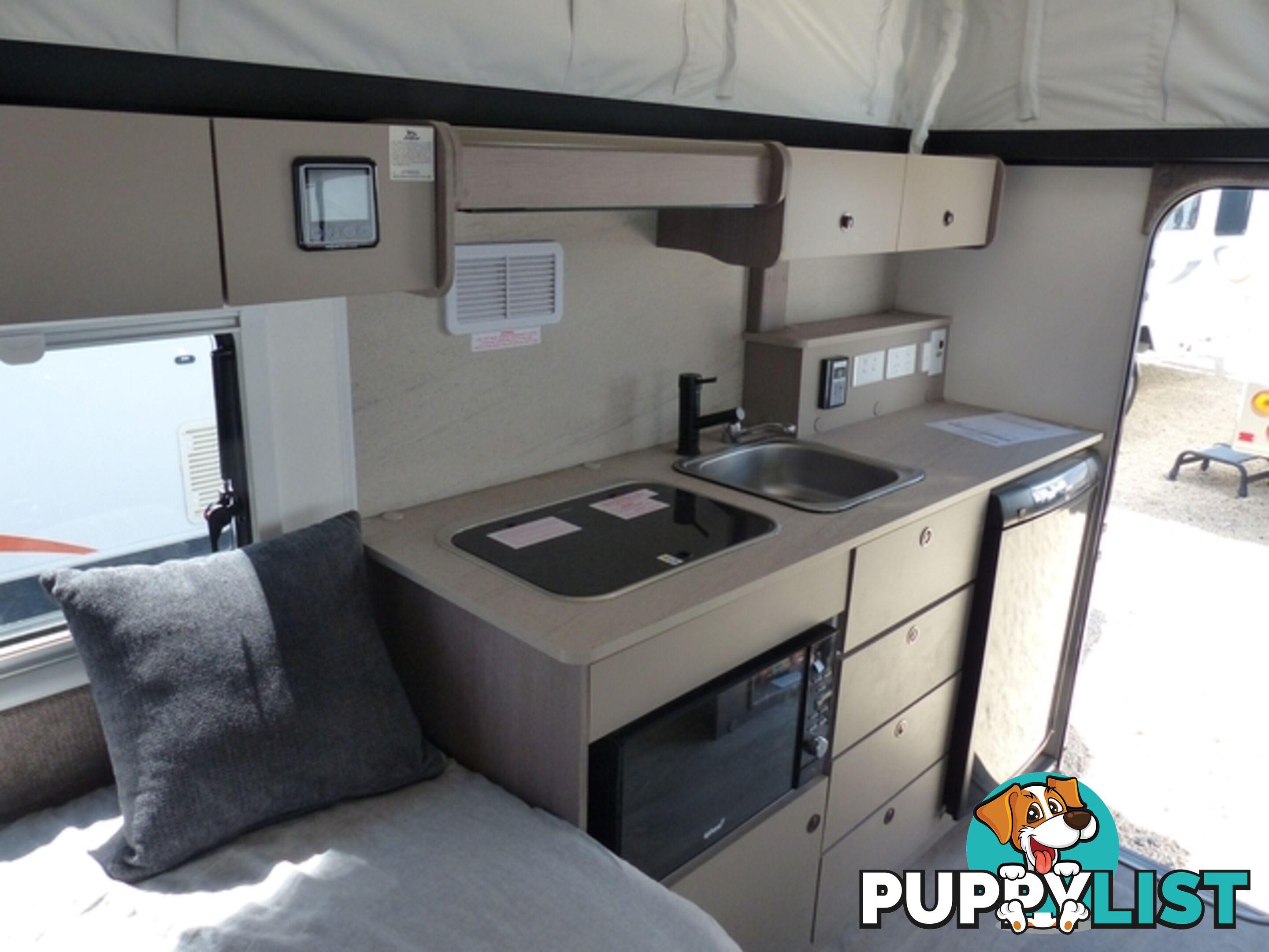 2023  JAYCO JOURNEY  12.38-1 POP TOP