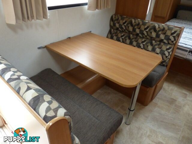2010  JAYCO STARCRAFT  19.61-2.10SC CARAVAN
