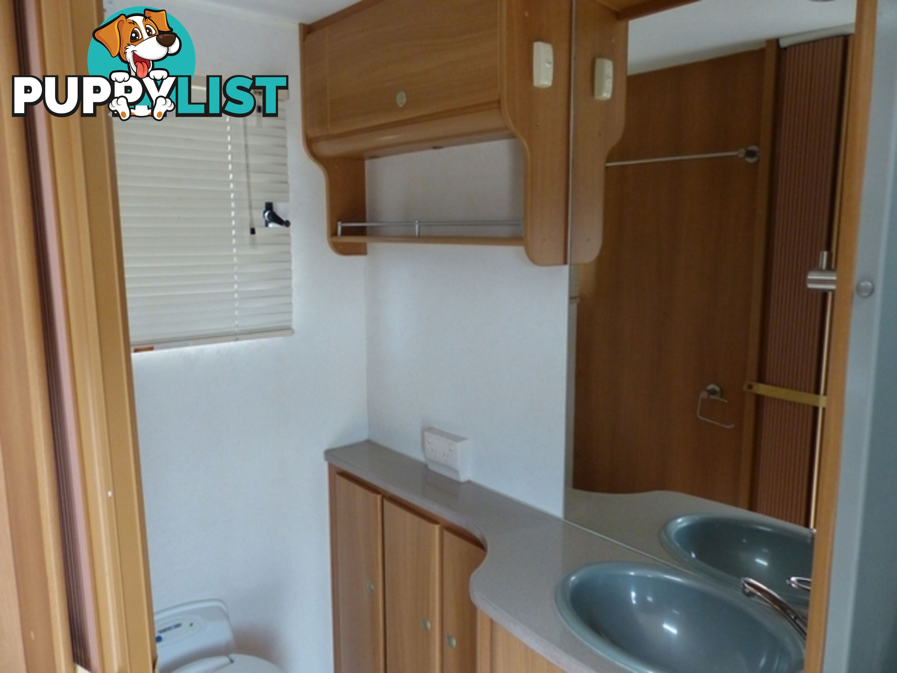 2010  JAYCO STARCRAFT  19.61-2.10SC CARAVAN
