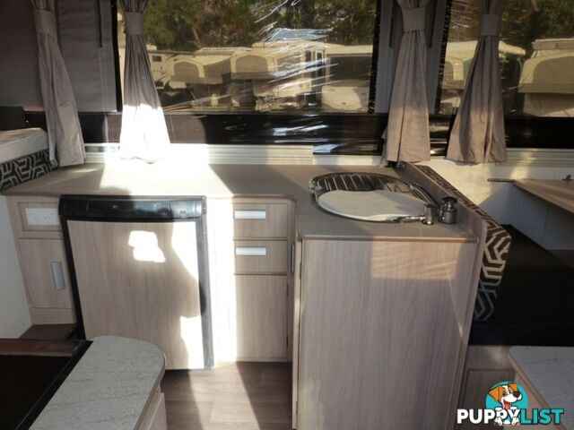 2017  JAYCO HAWK  TOURING CAMPER TRAILER