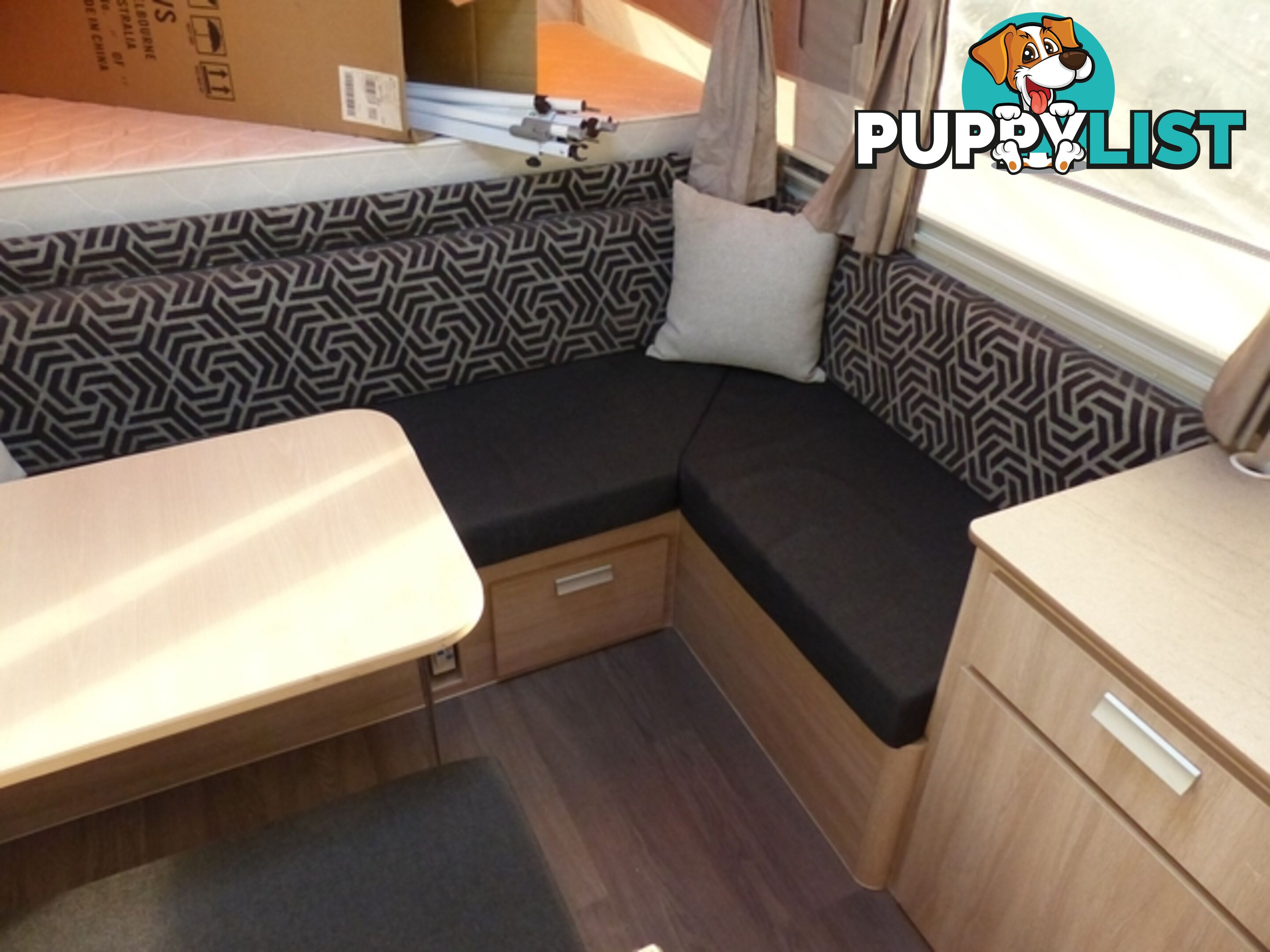 2017  JAYCO HAWK  TOURING CAMPER TRAILER