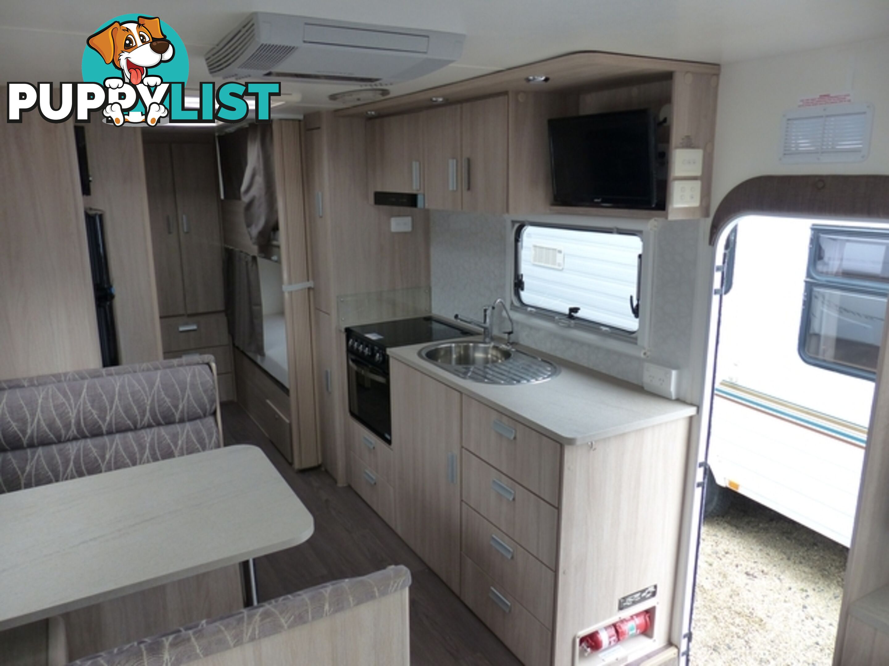 2017  JAYCO STARCRAFT OUTBACK  22.68-1OB CARAVAN