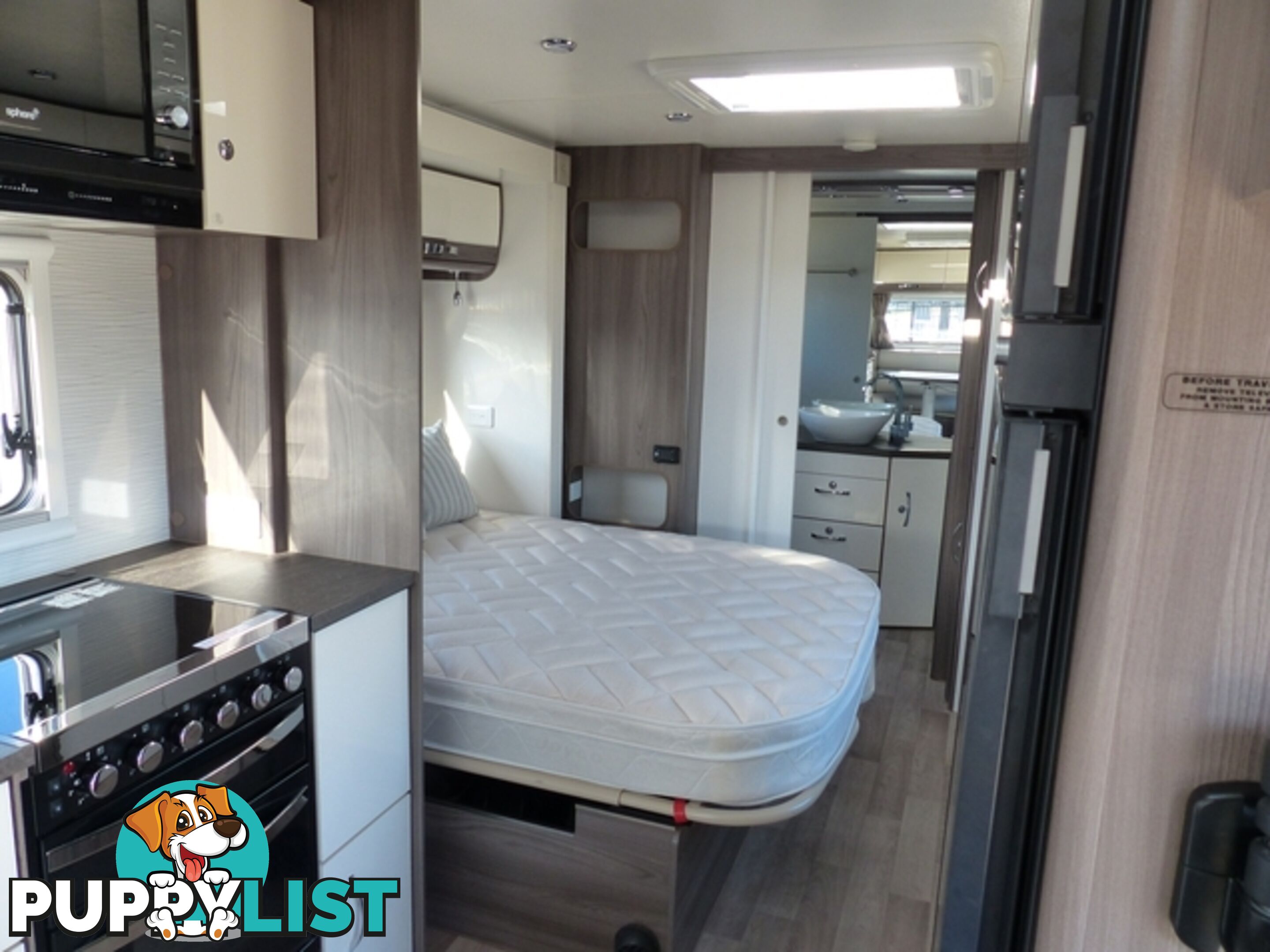 2018  JAYCO SILVERLINE OUTBACK  24FT (24.7 Caravan