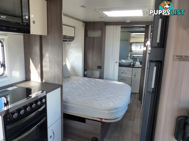 2018  JAYCO SILVERLINE OUTBACK  24FT (24.7 Caravan