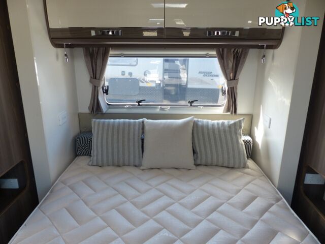 2018  JAYCO SILVERLINE OUTBACK  24FT (24.7 Caravan