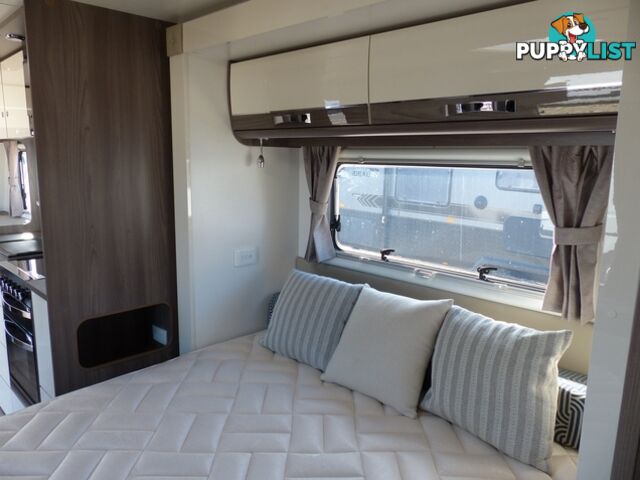 2018  JAYCO SILVERLINE OUTBACK  24FT (24.7 Caravan