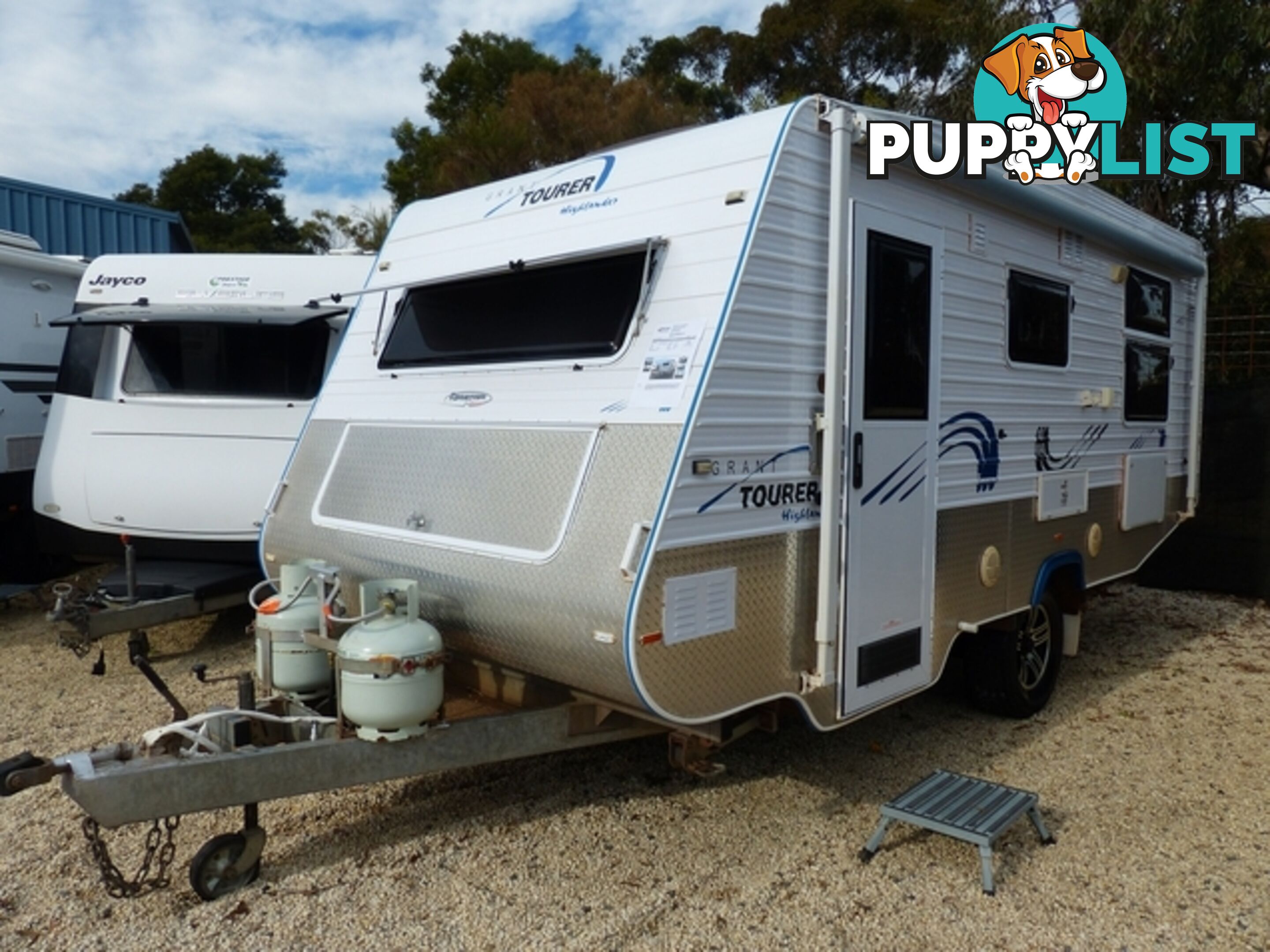 2011  GRANT TOURER HYLANDER  OFF ROAD H CARAVAN