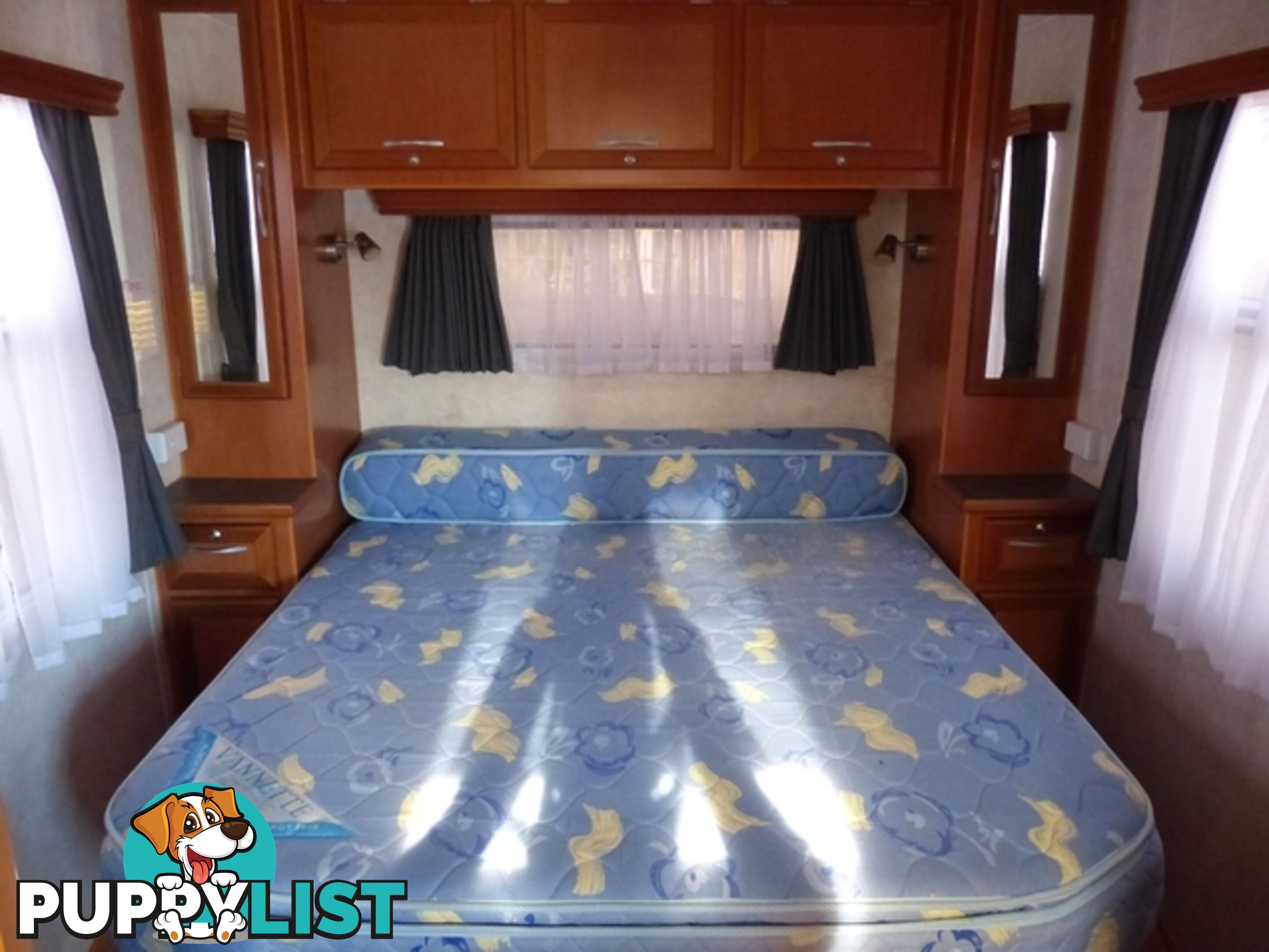 2011  GRANT TOURER HYLANDER  OFF ROAD H CARAVAN