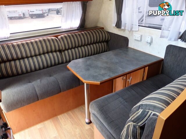 2011  GRANT TOURER HYLANDER  OFF ROAD H CARAVAN