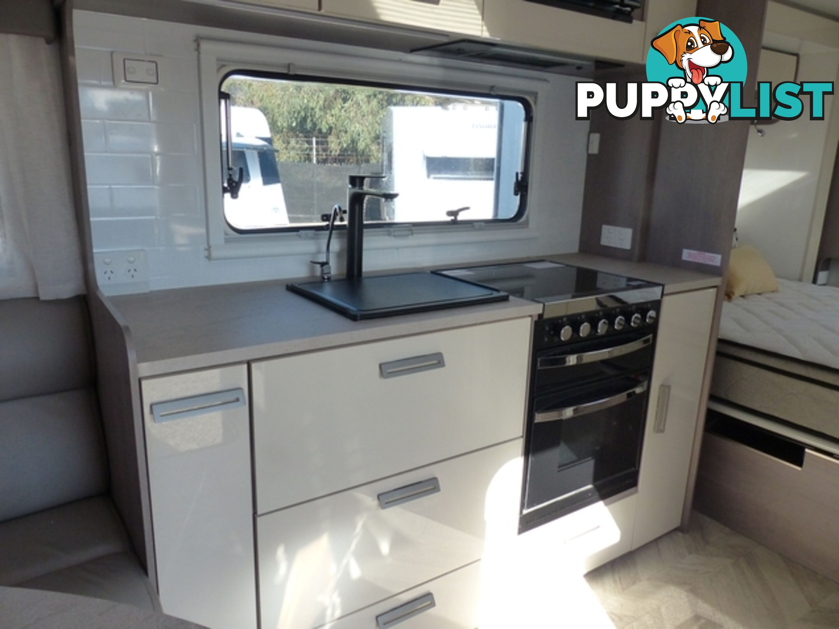 2021  JAYCO SILVERLINE  21.65-3.OB.SL-MY21 CARAVAN