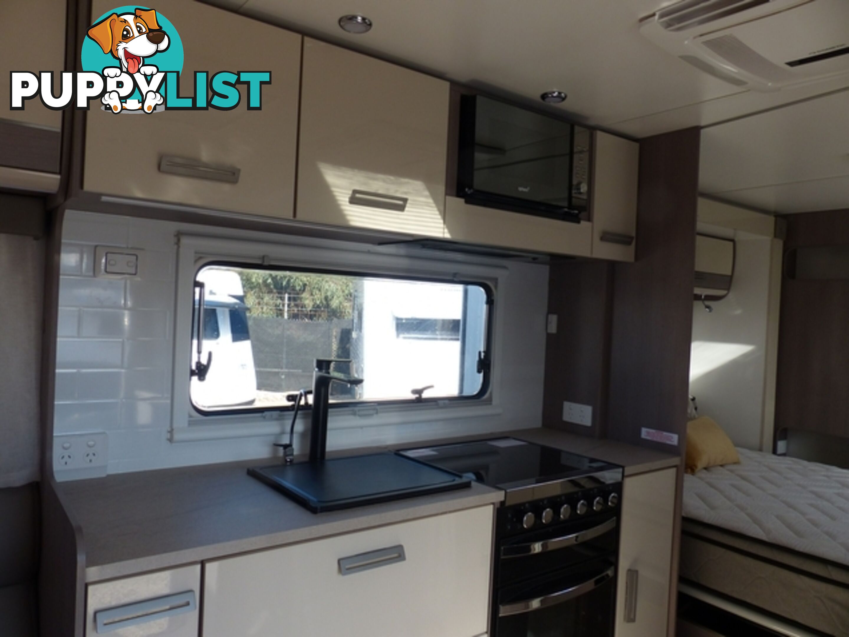 2021  JAYCO SILVERLINE  21.65-3.OB.SL-MY21 CARAVAN