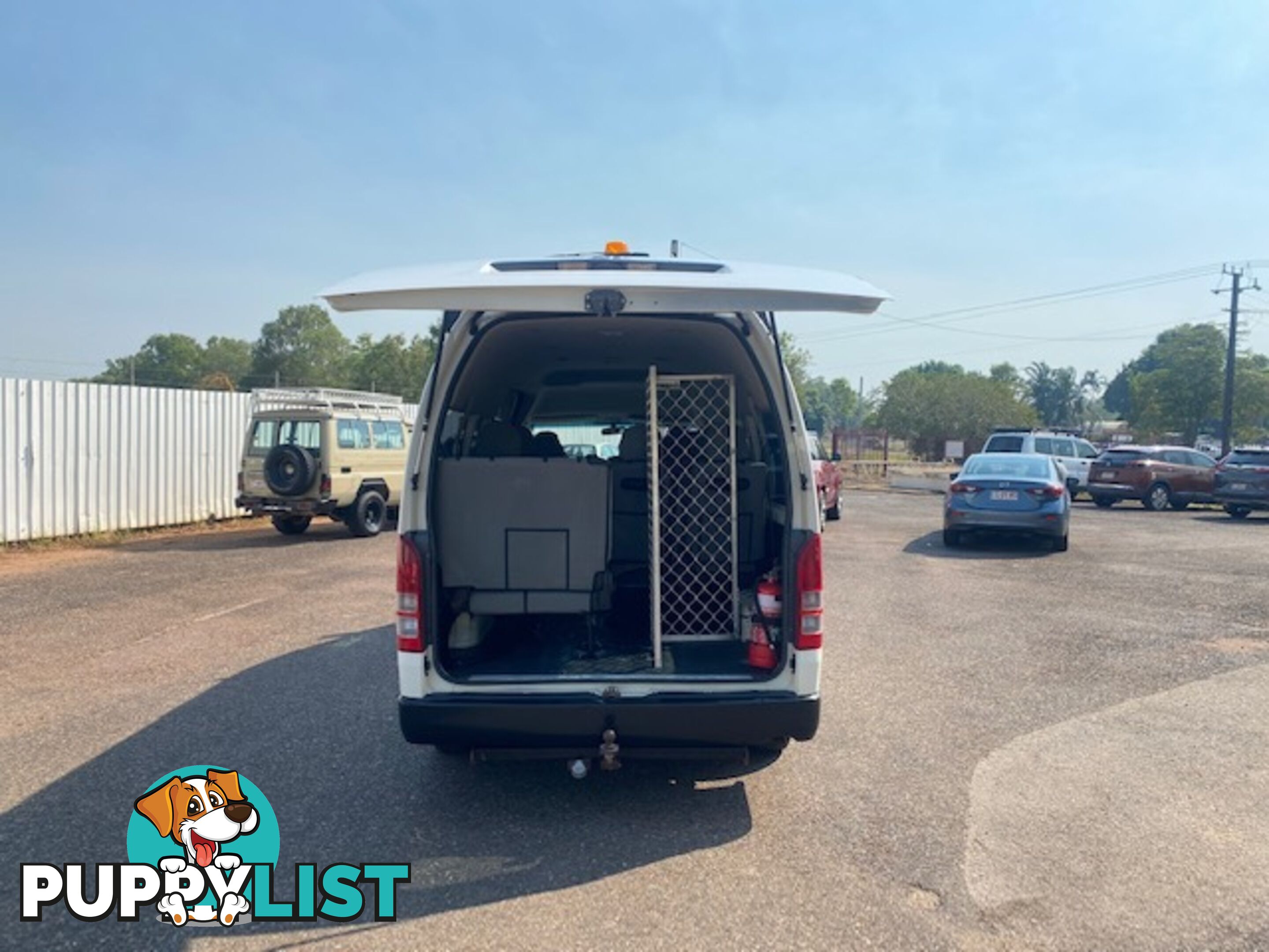 2011 Toyota Hiace Commuter 12 Seater People Mover Automatic