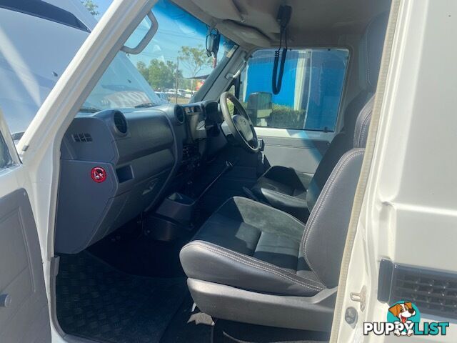 2011 Toyota Landcruiser VDJ79R Ute Manual