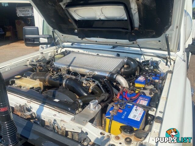 2011 Toyota Landcruiser VDJ79R Ute Manual