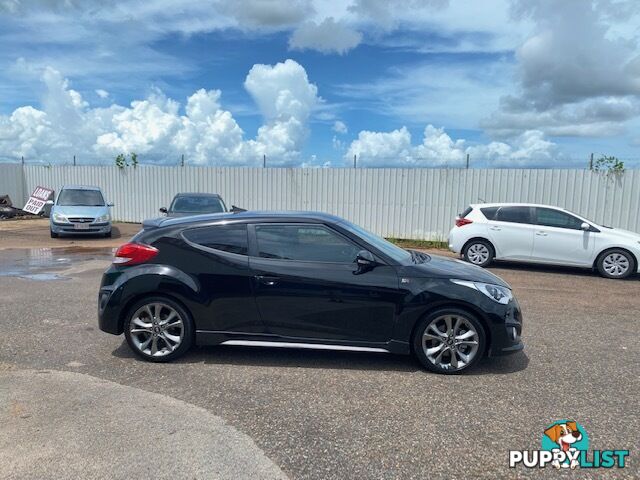 2015 Hyundai Veloster SR Hatchback Automatic