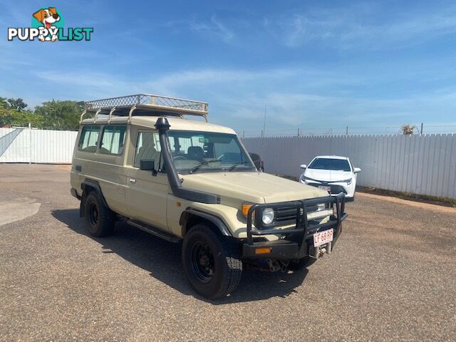 1997 Toyota Landcruiser Troopcarrier 11 Seater Wagon Manual