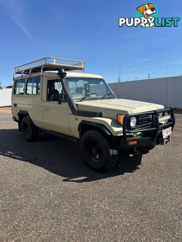 1997 Toyota Landcruiser Troopcarrier 11 Seater Wagon Manual