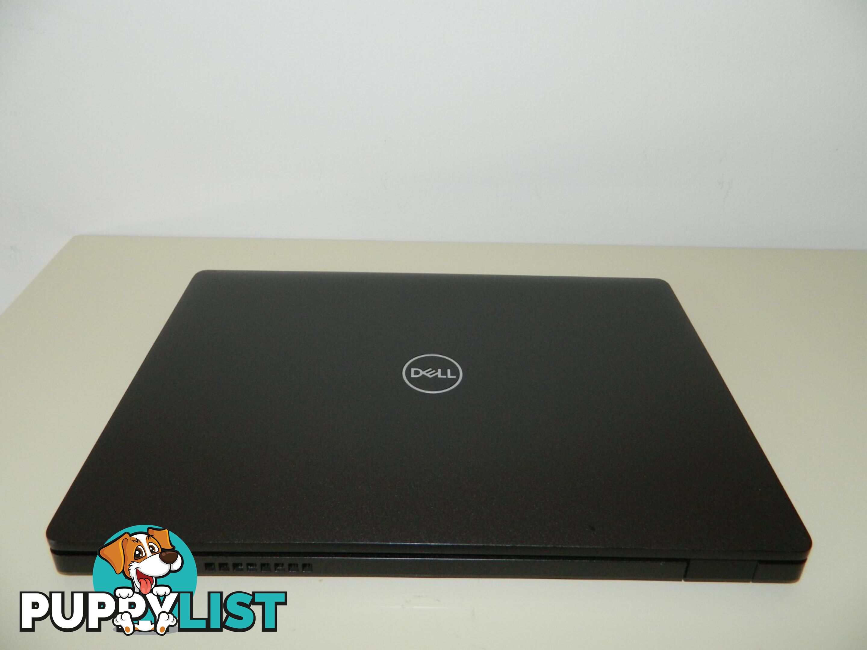 Dell Latitude 5300 - Core i5-8th Gen/ 8GB RAM/ 512GB SSD