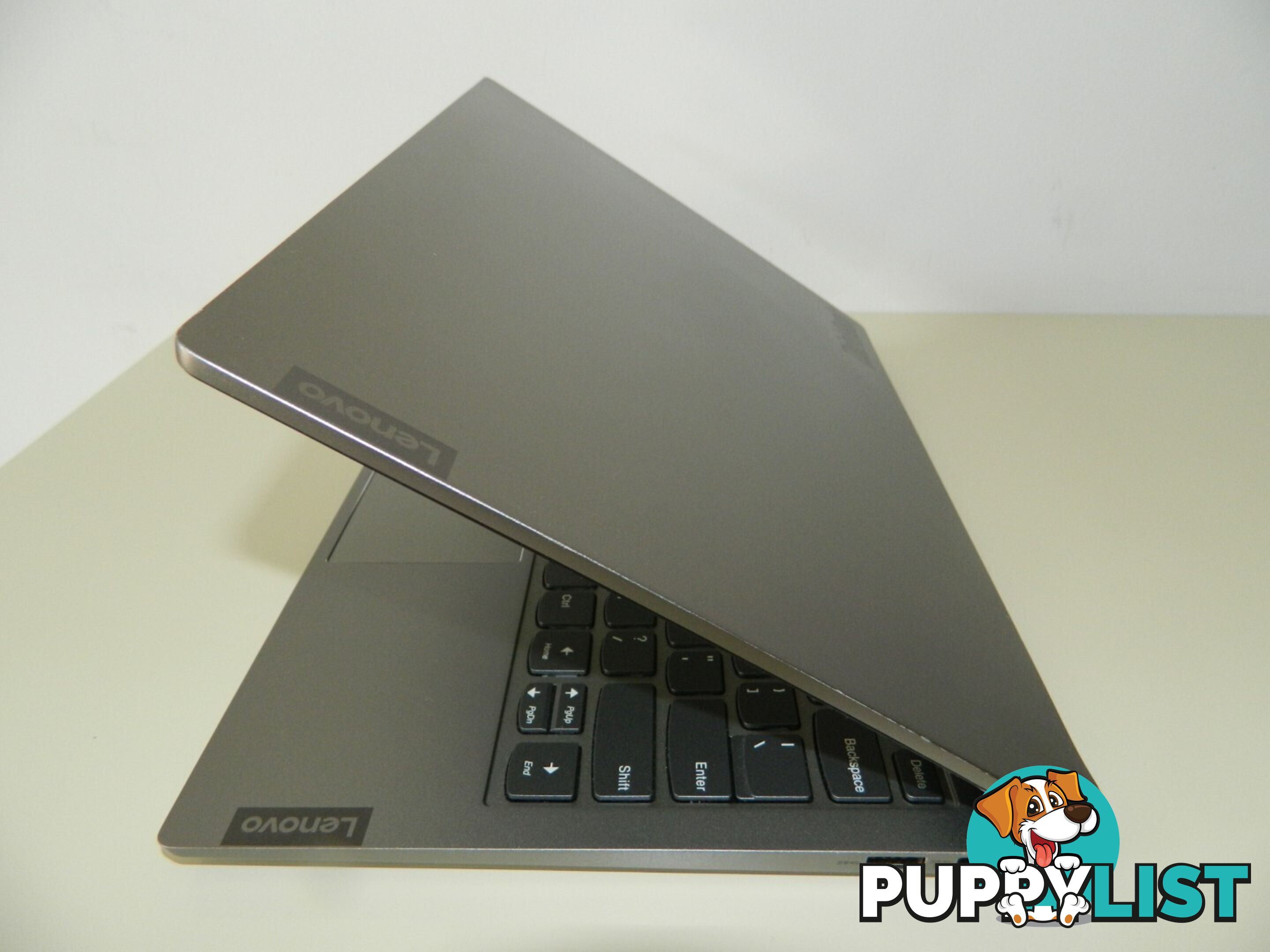 Lenovo ThinkBook 13s-IWL - Core i5-8th Gen/8GB RAM/512GB SSD