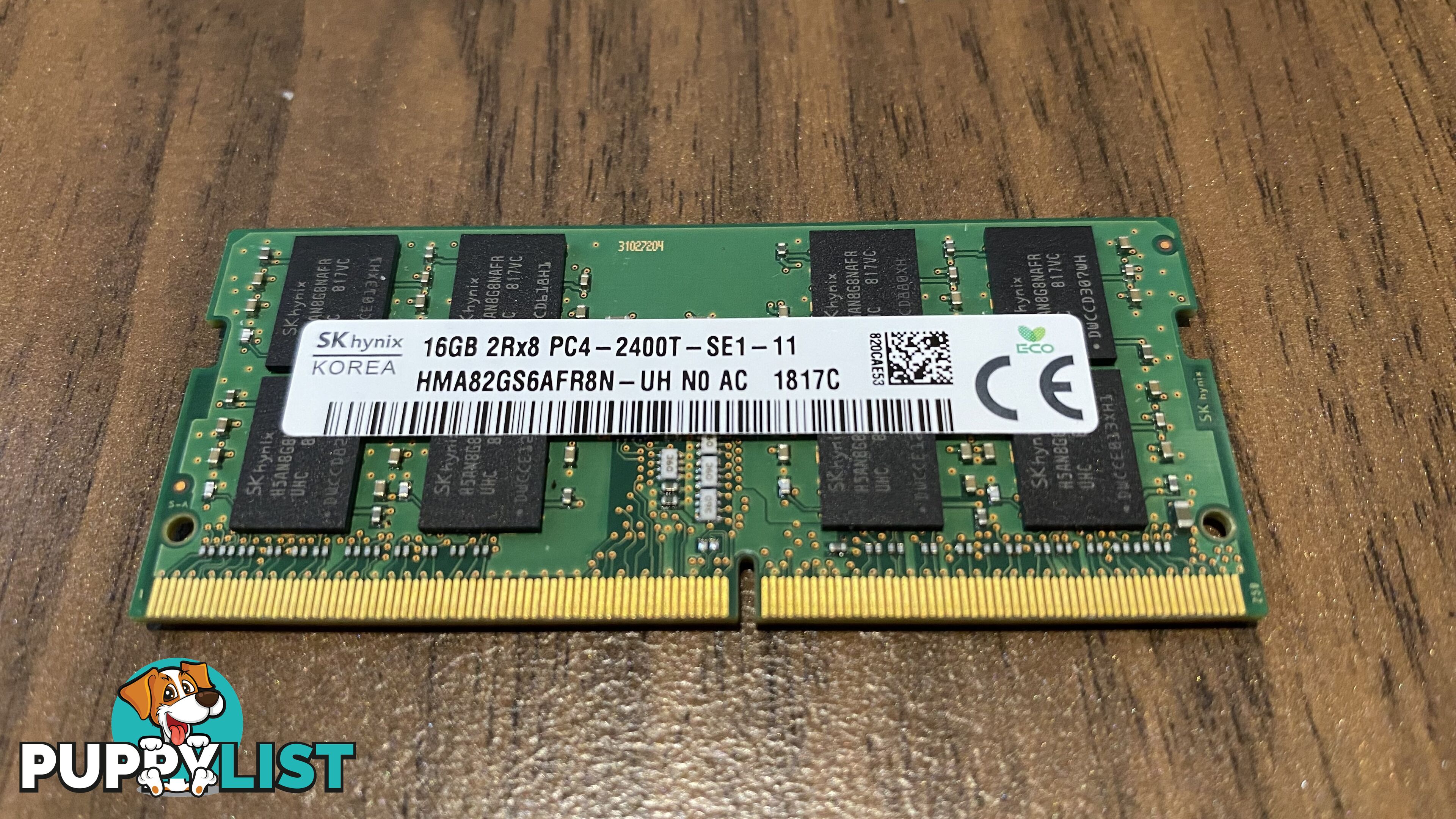 SK Hynix 16GB DDR4-2400MHz SODIMM (HMA82GS6AFR8N-UH) PC4-19200/2400MHz