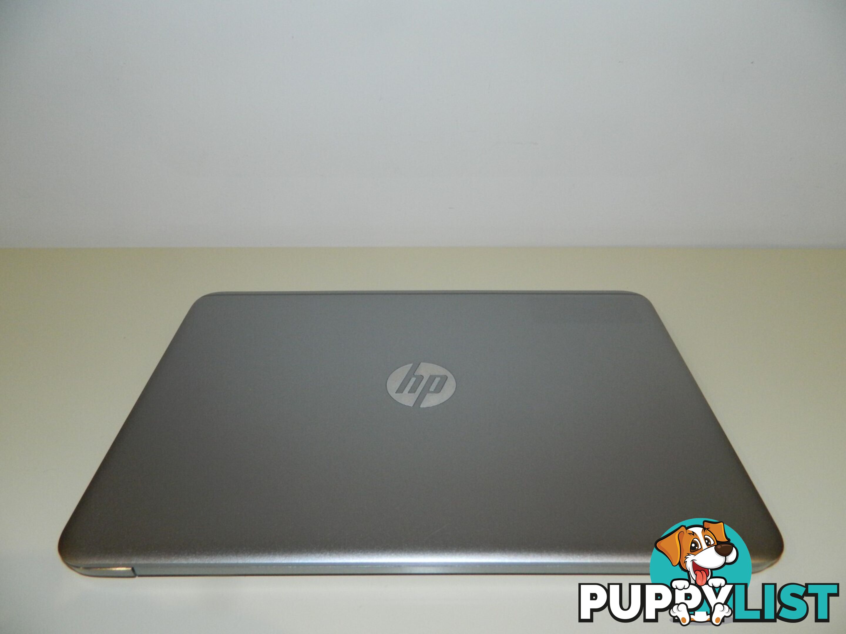 HP EliteBook Folio 1040 G3 - Core i7-6th Gen/8GB RAM/256GB SSD