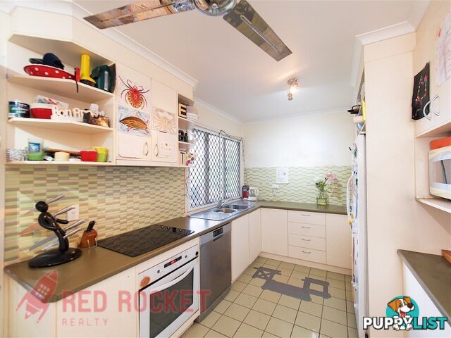 9 Phillip St Woodridge QLD 4114