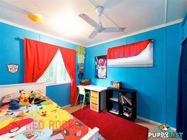 9 Phillip St Woodridge QLD 4114