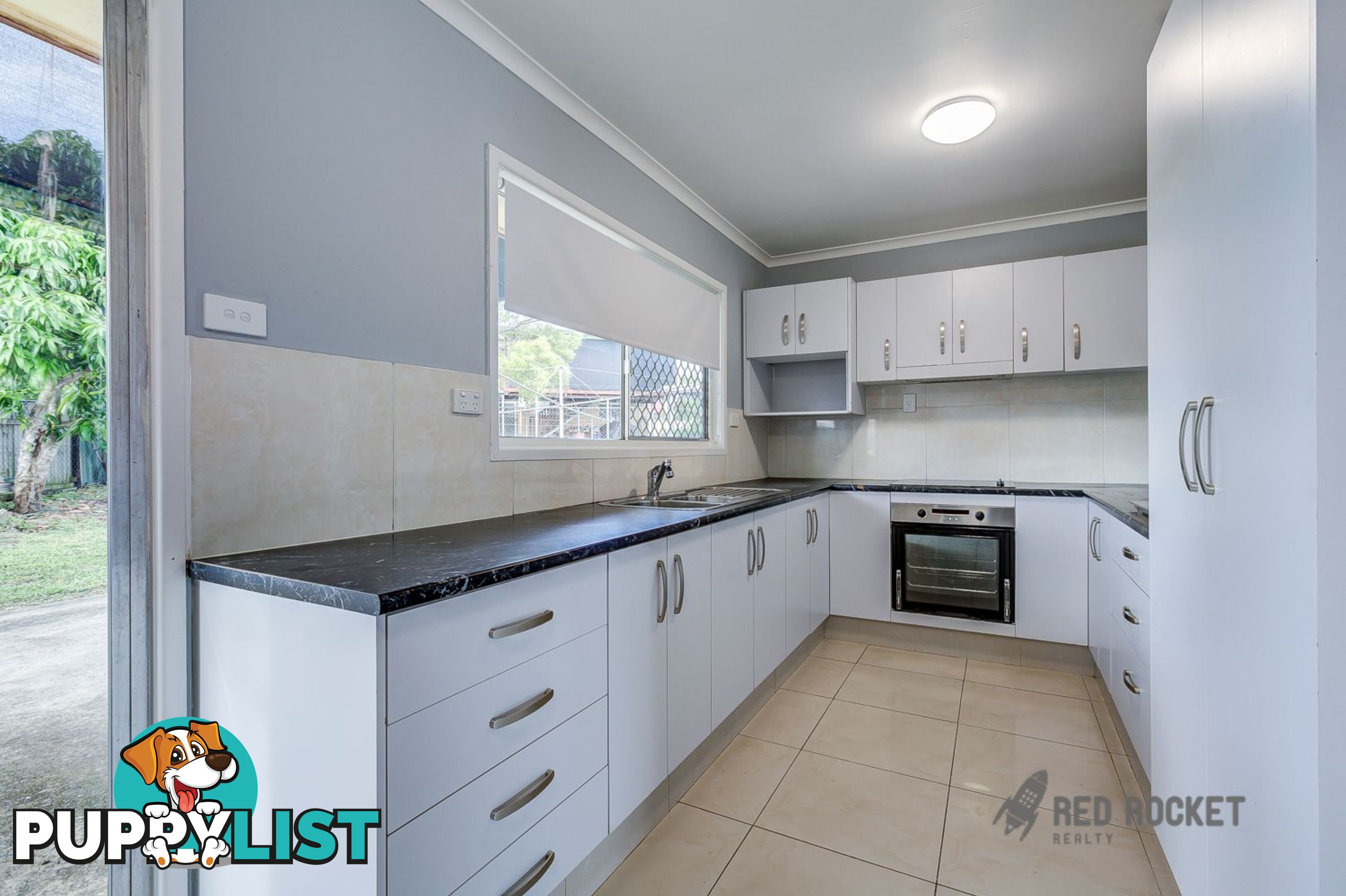 2 Victoria Street Woodridge QLD 4114