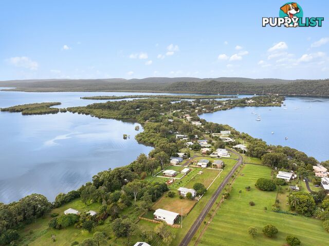 13 CANAIPA POINT DRIVE RUSSELL ISLAND QLD 4184