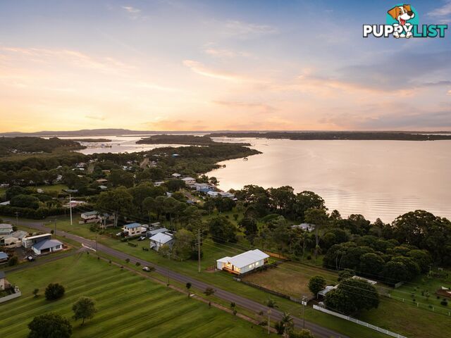 13 CANAIPA POINT DRIVE RUSSELL ISLAND QLD 4184