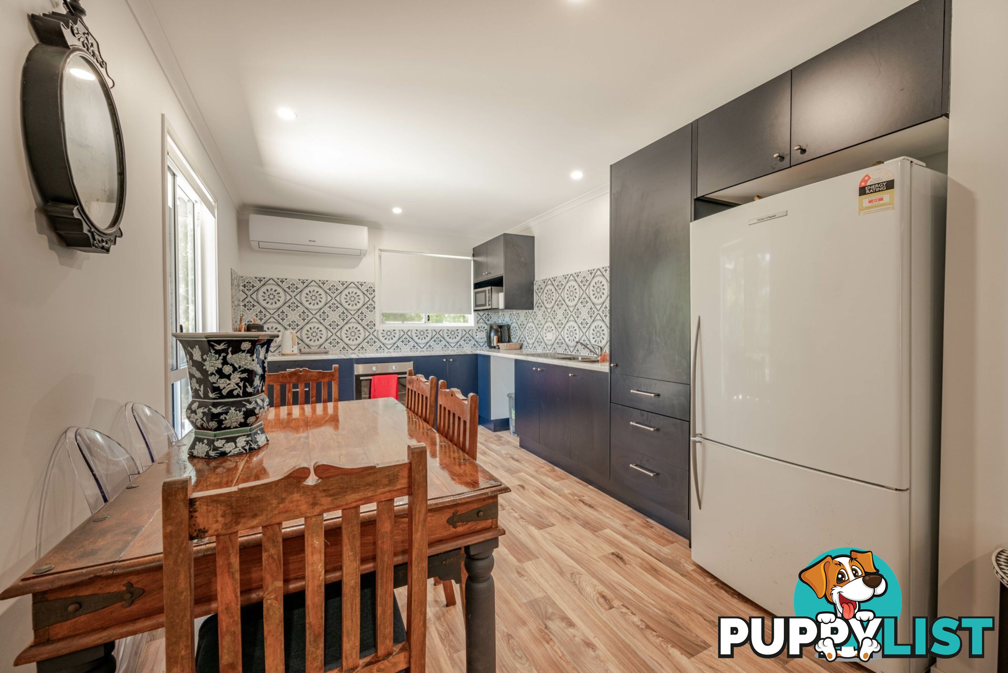 2 Alstonia Street RUSSELL ISLAND QLD 4184